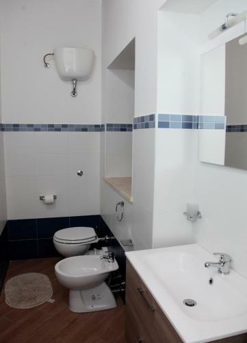 Housemilia Casaprofessa