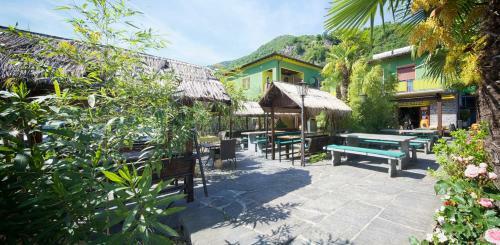Bamboohouse Motel Riazzino