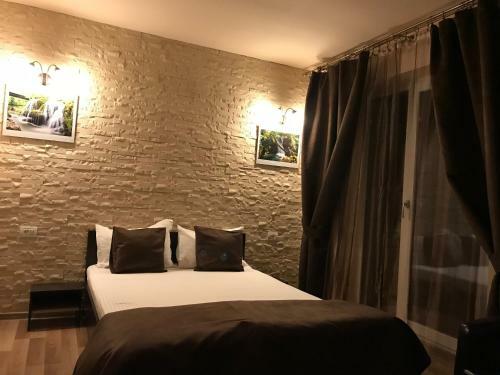 Hostal Pensiune Muntii Aninei