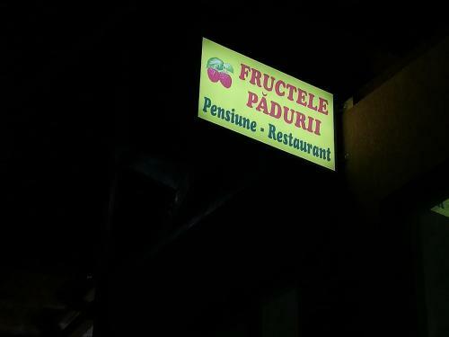 Hotel Fructele Padurii