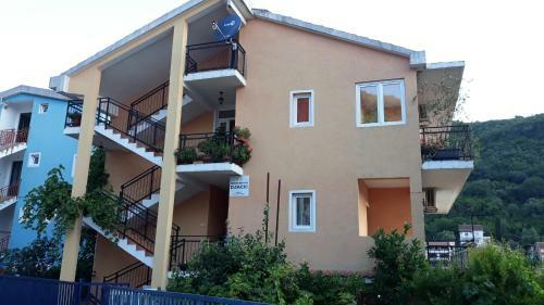Hostal Guesthouse Djacic
