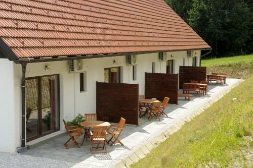 Apartmaji Gospoud Srmak