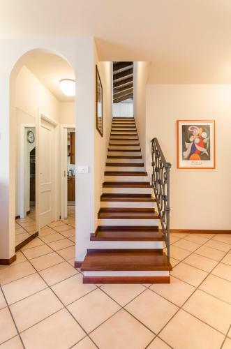 Apartamento Flat 13: Elegante E Luminoso Con Terrazzo Privato