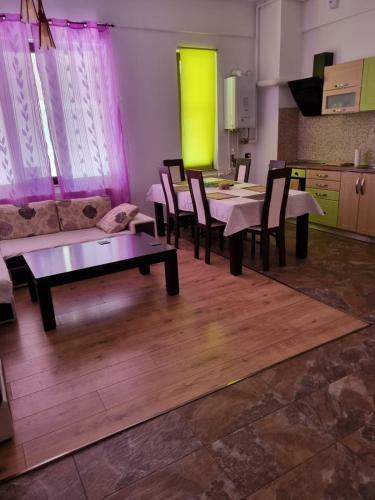 Apartament In Regim Hotelier