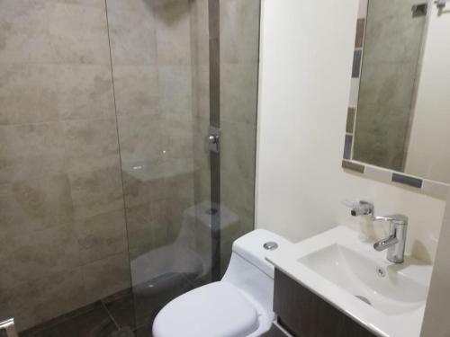 Hostal Prado Station Hotel