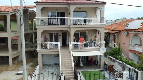 Le An Apartments Thea