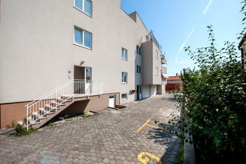 Apartment Ella