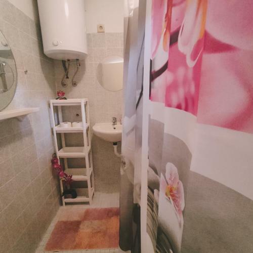 Hostal Adriana Downtown Guesthouse