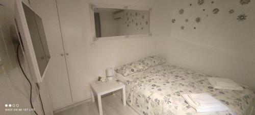 Hostal Adriana Downtown Guesthouse