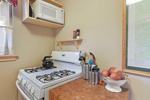 Pioneer Bungalow Bungalow