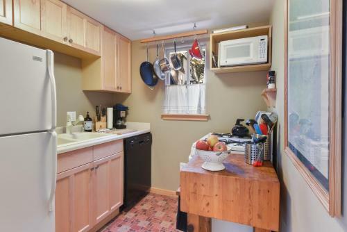 Pioneer Bungalow Bungalow