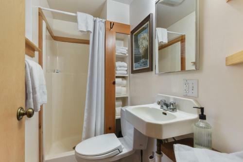 Pioneer Bungalow Bungalow
