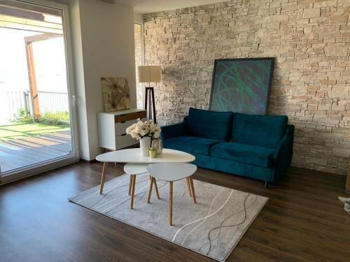 Apartm�n U Pl�?e S Terasou