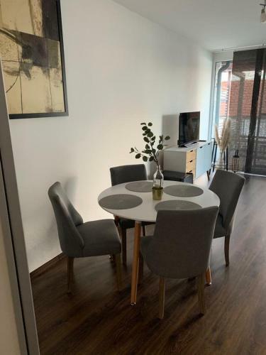 Apartm�n U Pl�?e S Terasou