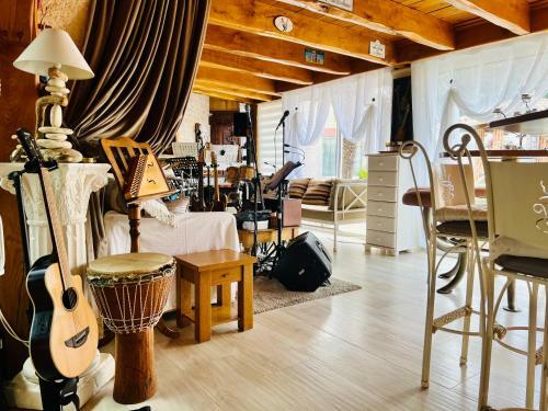 Bed & Breakfast Le Mas Des Mathes, Chambres D'h�tes, Studios