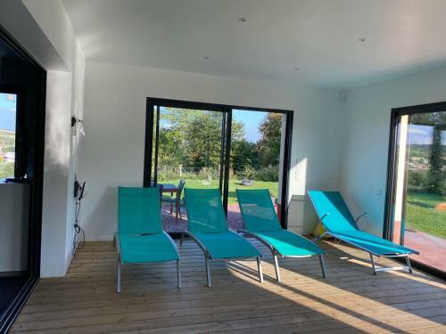 Piscine Int�rieure Priv�e Chauff�e Toute L'ann�e � 29