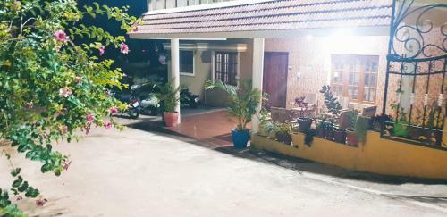 Villa Manjushree Holidays Home Coorg