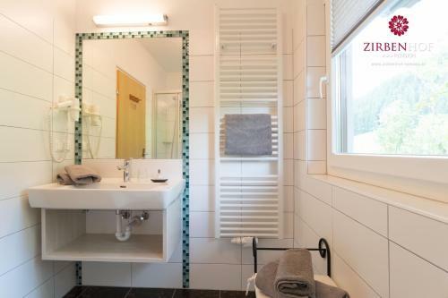 Hostal Pension Zirbenhof