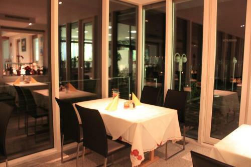 Hostal Pension & Restaurant Tsingdao
