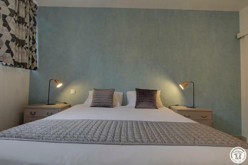 Hostal Relais Ville Vieille