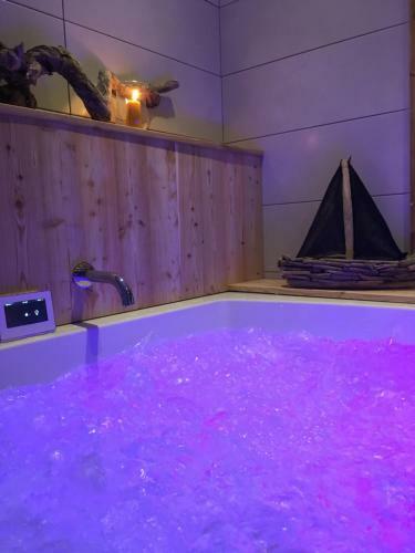 Hostal Relais Ville Vieille