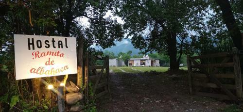 Agroturismo Casa De Campo - Hostal - Ramito De Albahaca