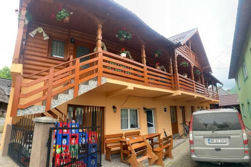 Hostal Pensiunea Ioana Mariana
