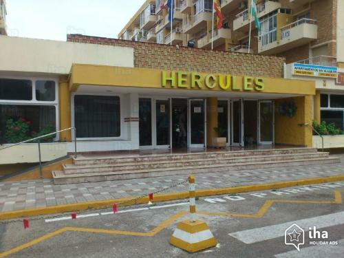 Apartamento Con Vistas Al Mar Y La Piscinas!!
