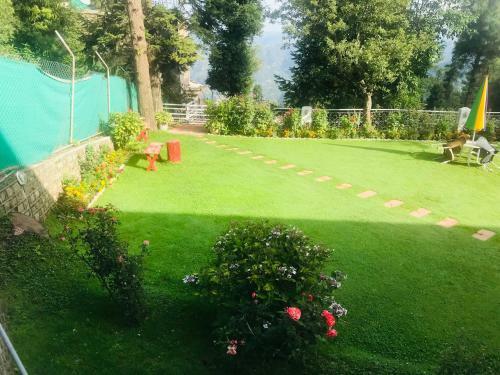 H.m.h Lodges & Hotel Resort