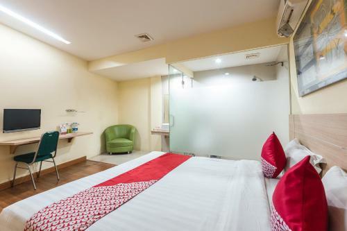 Oyo 773 Hotel Rujia