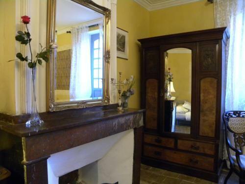 Hostal XVI Century Mansion