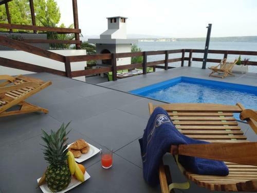 Seaside Villa Nikola With Pool For 12 Persons