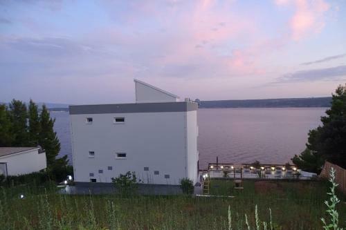 Seaside Villa Nikola With Pool For 12 Persons
