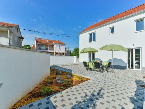 Villa Dragica Mit Pool Und Terasse, Direkt Am Meer