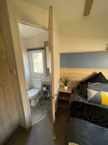 Deluxe, 3 Bed Holiday Home At Combe Haven Holiday Park