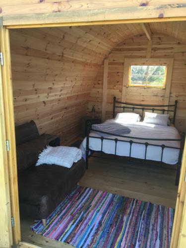 Captivating 1-bed Pod In Passais-villages