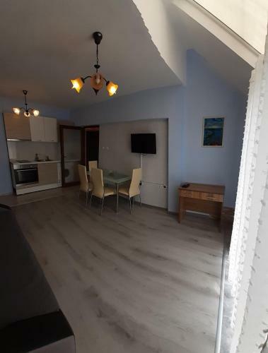 Art Apartment - Valentina