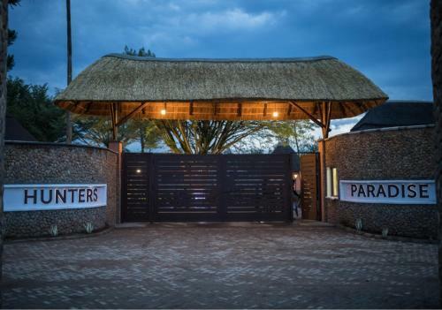 Hotel Hunters Paradise Cottages