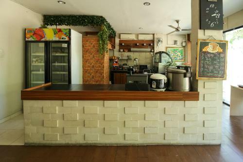 Hotel Oyo 734 Tuban Torres Accomodation