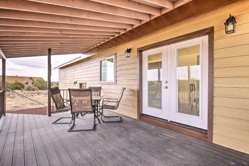 Show Low Home With White Mountain Lake Access!