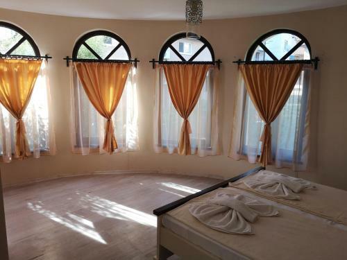 Ashram Hotel