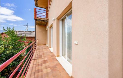 Stunning Home In Badar�n With Wifi And 5 Bedrooms