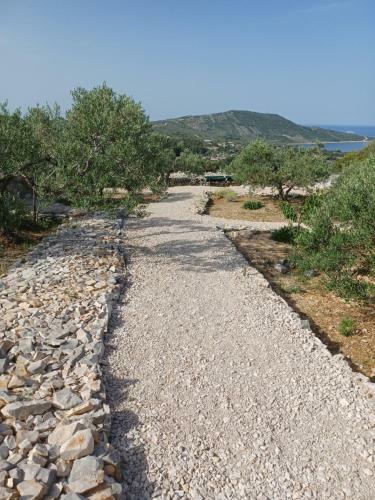 Agroturismo Robinzonski Smje?taj Tiha Draga