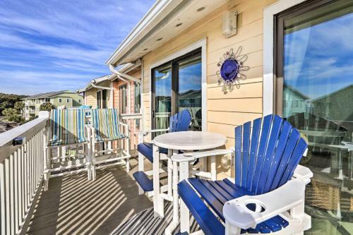 Apartamento Oceanside Emerald Isle Condo, Steps To Beach!