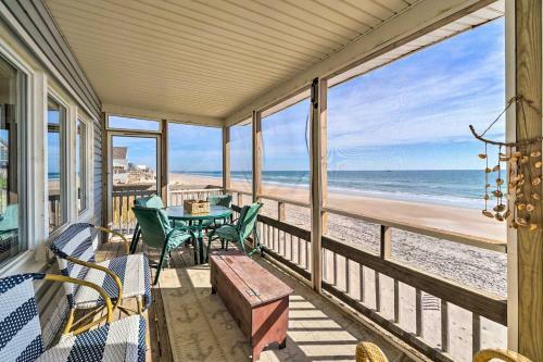 Oceanfront Family Cottage With Beach Access!