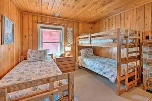 Oceanfront Family Cottage With Beach Access!