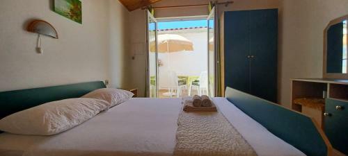 Apartments & Rooms Mila