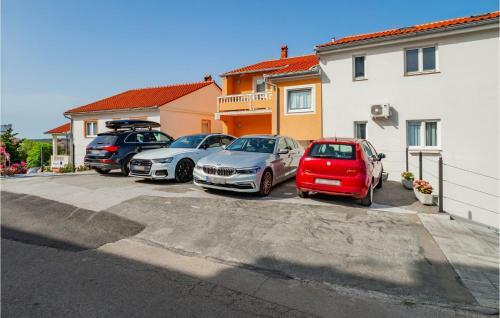 Beautiful Apartment In Barbat Na Rabu With Wifi