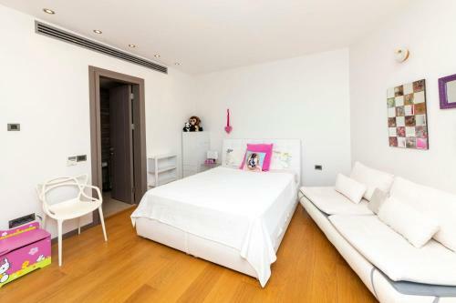 Marvelous Villa With Private Pool And Private Beach In Bodrum