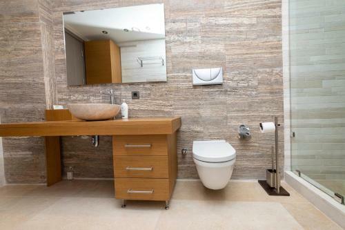 Marvelous Villa With Private Pool And Private Beach In Bodrum